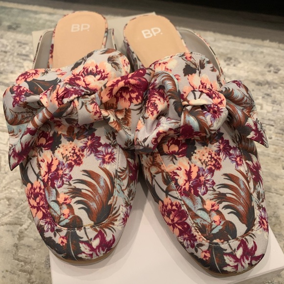 bp Shoes - BP. NWT | Mules